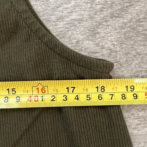 Gilli Women’s Maternity Sleeveless Nursing Top Size Large Olive Green Tank - Picture 4 of 5